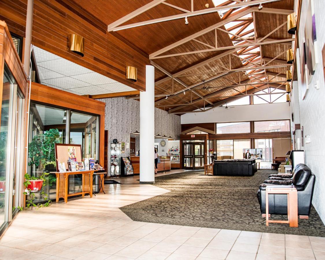 Ramada By Wyndham Cedar City Exterior photo